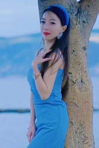黃詩婷（Huáng Shī Tíng）