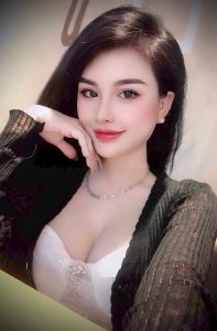 周子欣（Zhōu Zǐ Xīn）